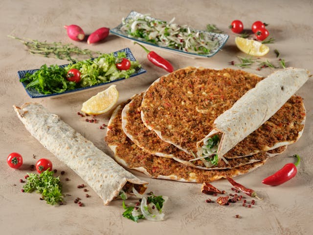 lahmacun kaç kalori